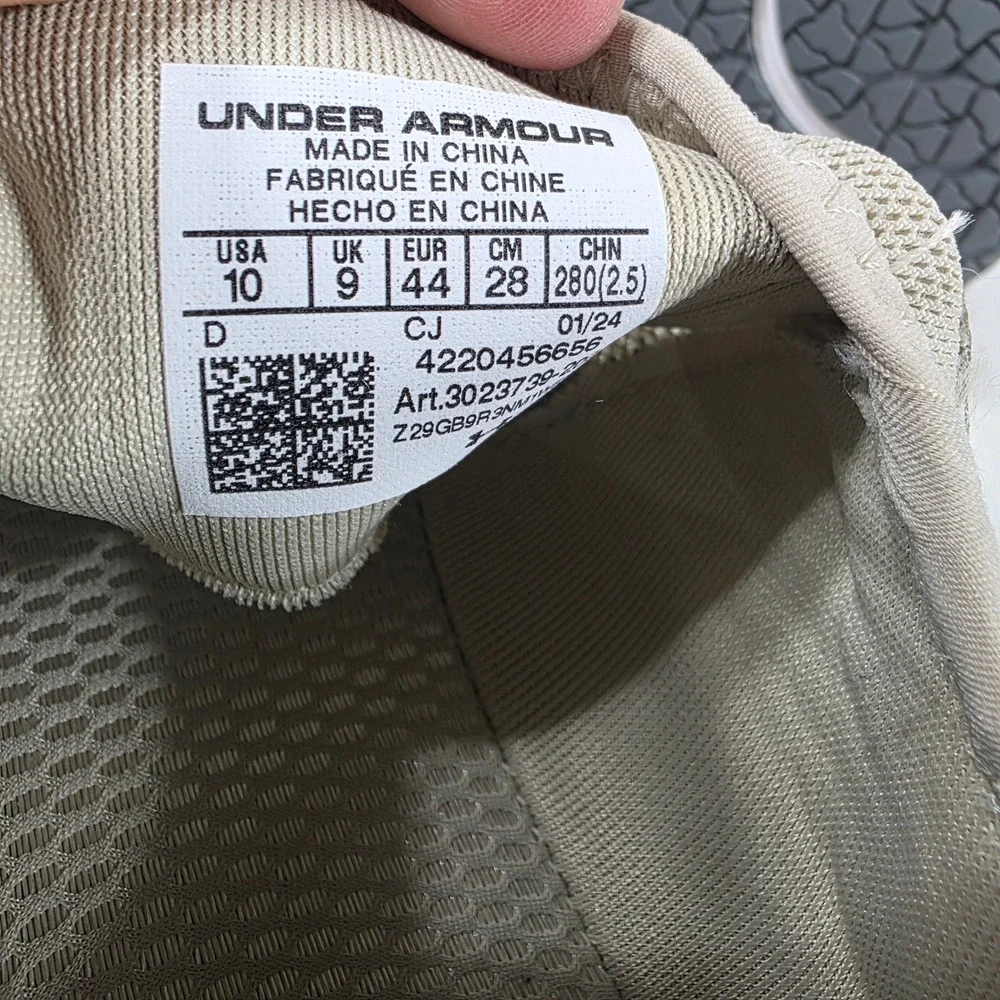 Under Armour Micro G Kilchis Mens Tan White Water Fishing Shoes Size 10